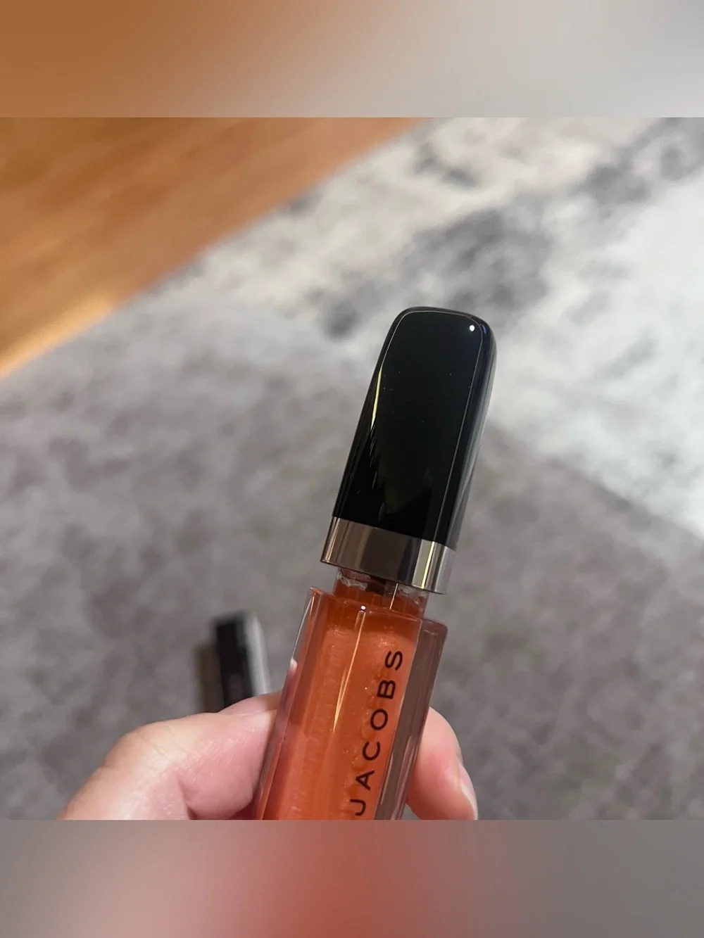 Marc Jacobs Enamored Hi-Shine Gloss Lip Lacquer uproar 336